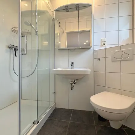 Haus Seemoewe Whg 3 アパート ケレンフーゼン